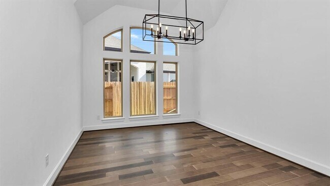 Building Photo - 7614 Blue Finch Ln