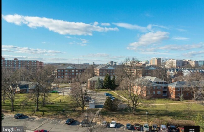 Building Photo - 4501 Arlington Blvd