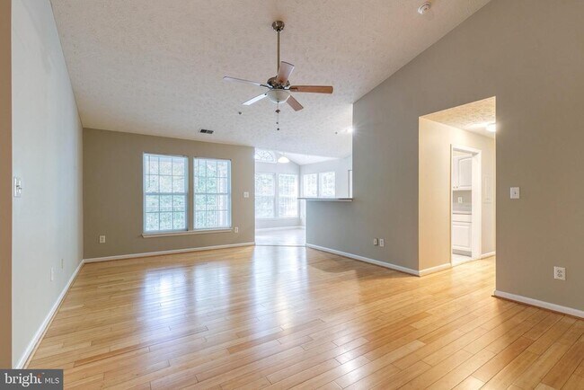 Building Photo - 8704 Natures Trail Ct