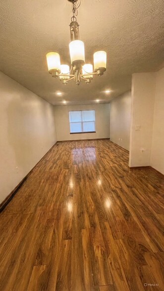 Building Photo - 468 Ardella Ave