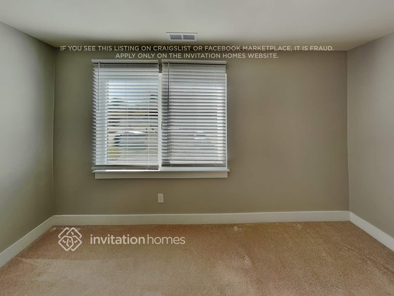 Building Photo - 524 W Main St