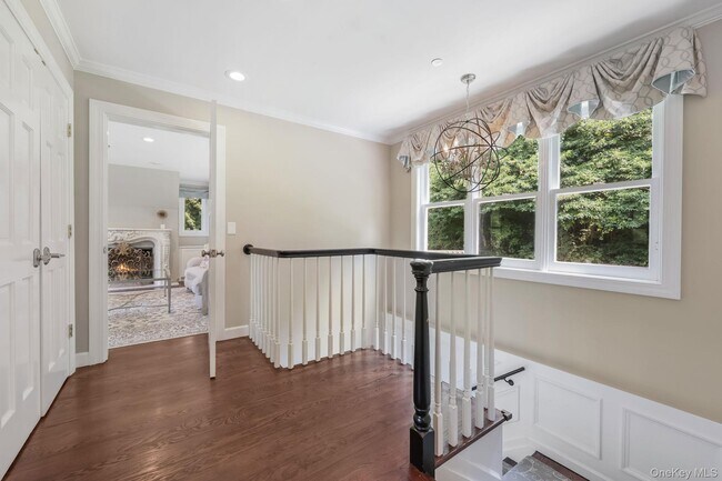 Building Photo - 777 Armonk Rd