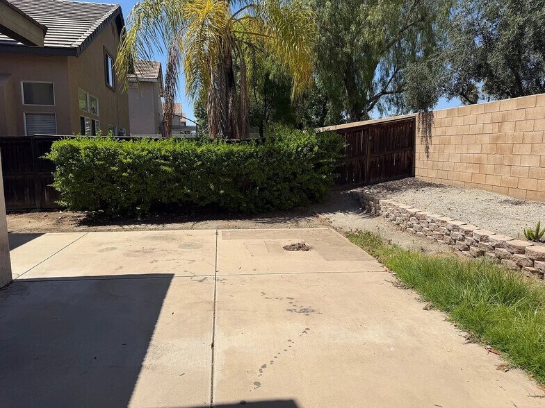 Building Photo - 7622 Canberra Way