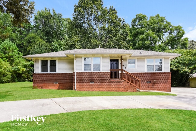 Primary Photo - 492 Gresham Rd SW