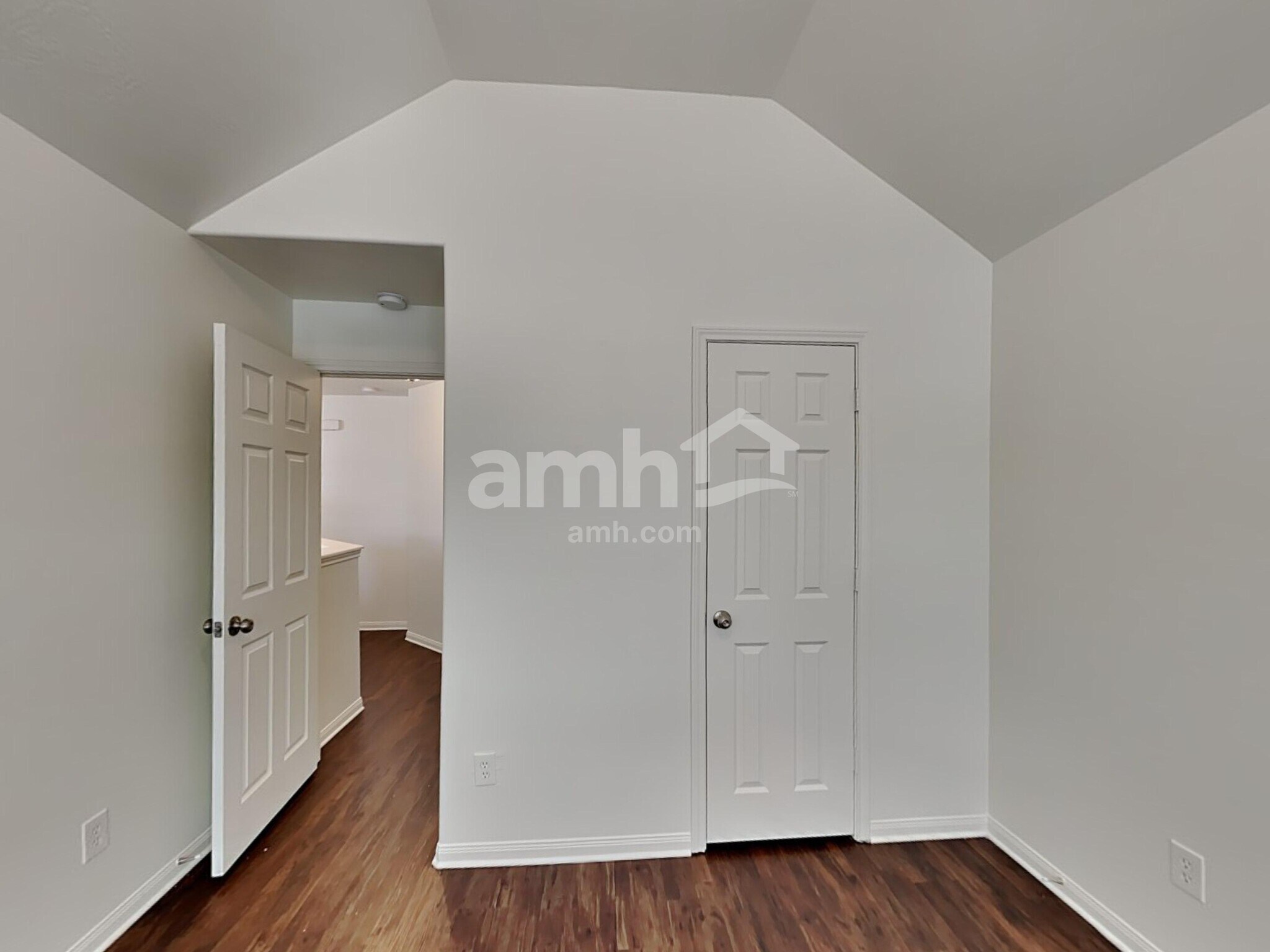 Building Photo - 4002 Ashview Ln
