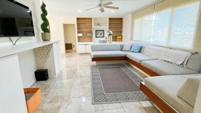 Building Photo - 1255 E Riviera Dr