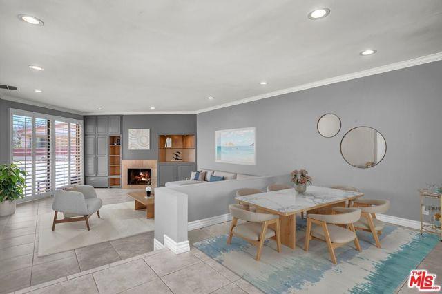 Building Photo - 7301 Vista Del Mar