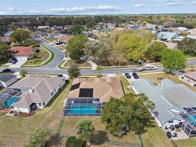 Building Photo - 1062 Greenturf Rd