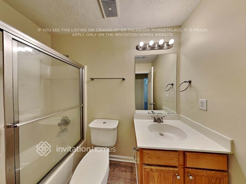 Building Photo - 4555 Duron Pl