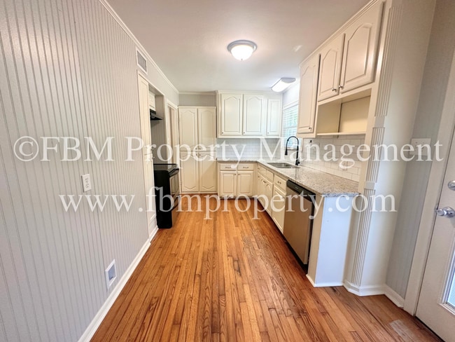 Building Photo - 101 Pensacola Ave