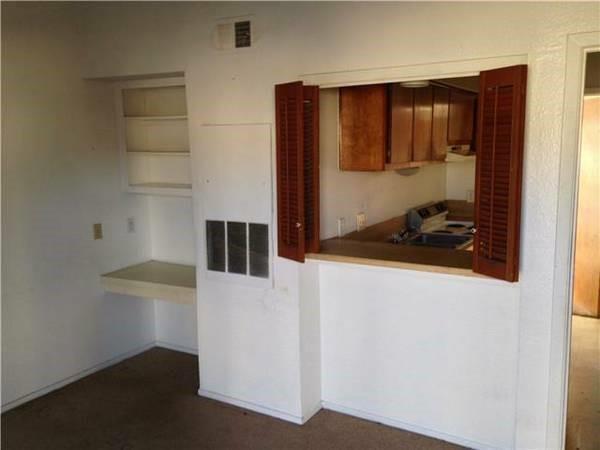 Building Photo - 3000 Guadalupe St
