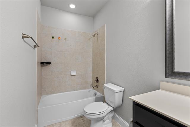 Building Photo - 7105 Myrtleridge Dr