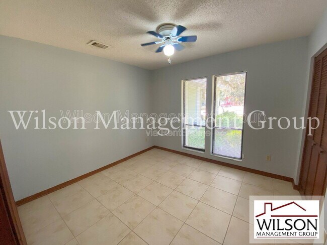 Building Photo - 9430 Lake Douglas Pl