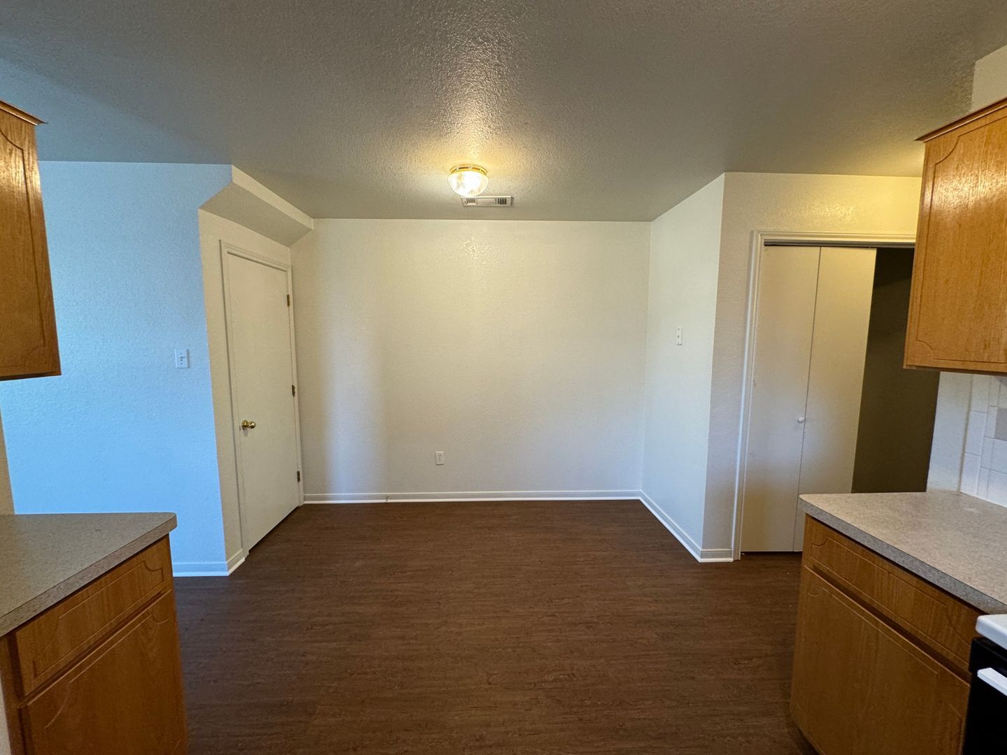Building Photo - 404 Brittney Way