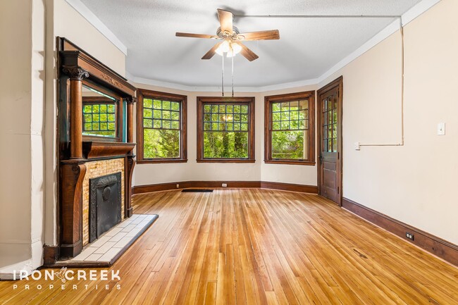 Building Photo - Stunning Historic Montford Home with Moder...