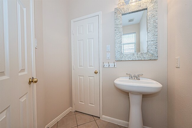 Building Photo - 11315 Sailwing Creek Ct