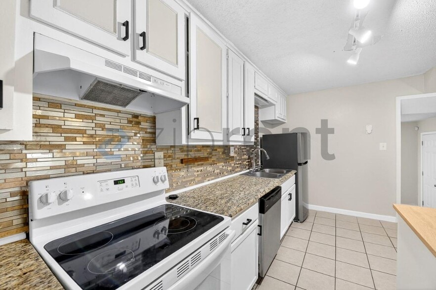 Building Photo - 1731 Morris St