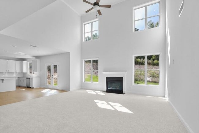 Building Photo - 5886 Creek Indian Dr