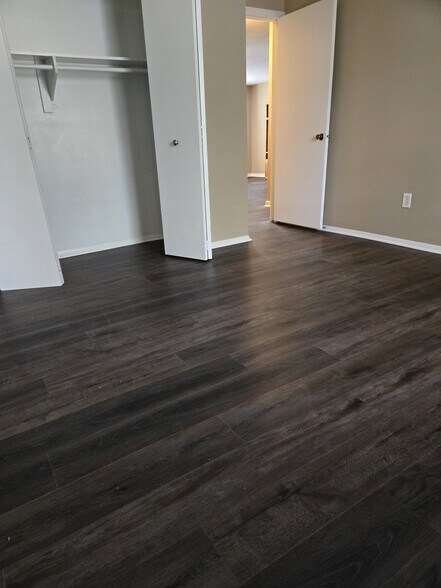 Bedroom - 652 Olde Towne Ave