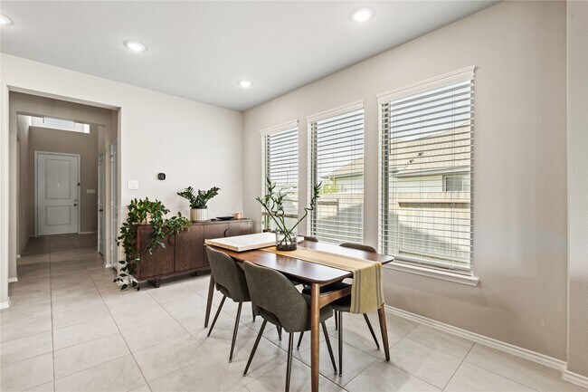 Building Photo - 20751 Wilde Redbud Trl