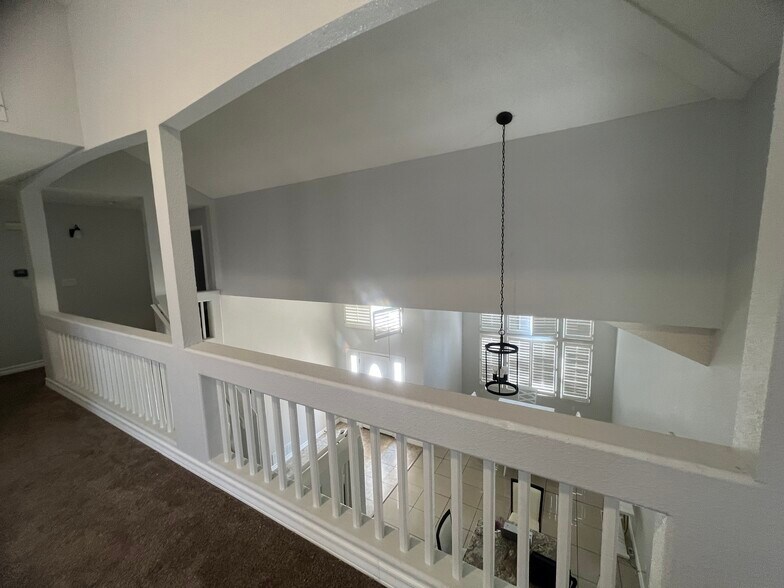 Building Photo - 485 Jeweled Mesa Ct
