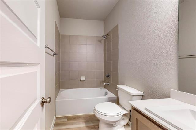 Building Photo - 3112 Dixondale Dr