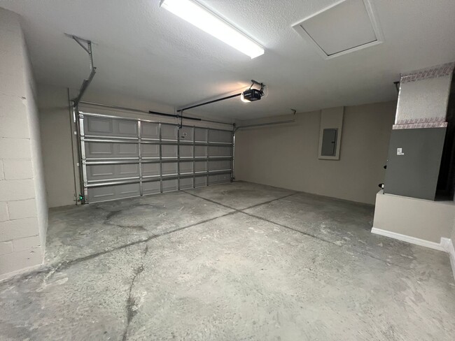 Building Photo - Lovely 3 Bedroom, 2 Bathroom Home in Ocala!!!
