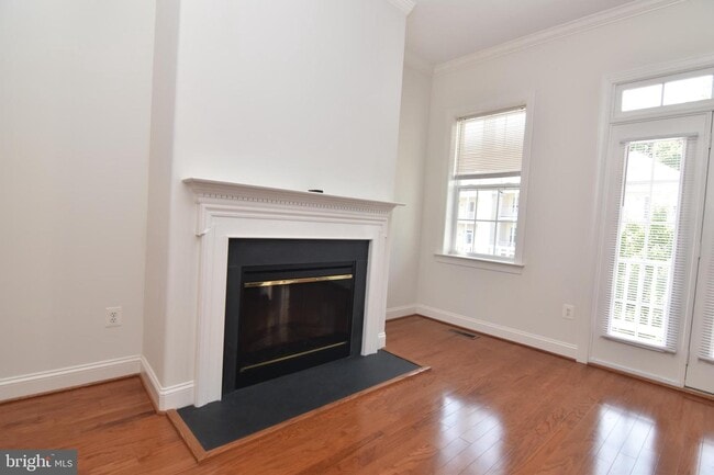 Building Photo - 22538 Landing Way