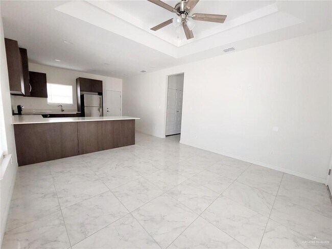Building Photo - 1809 Cari Nicole Ave