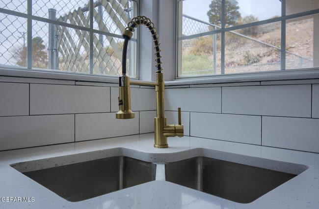 Building Photo - 7413 Le Conte Dr