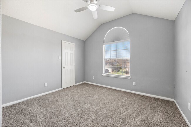 Building Photo - 10902 Tobar Falls Cir