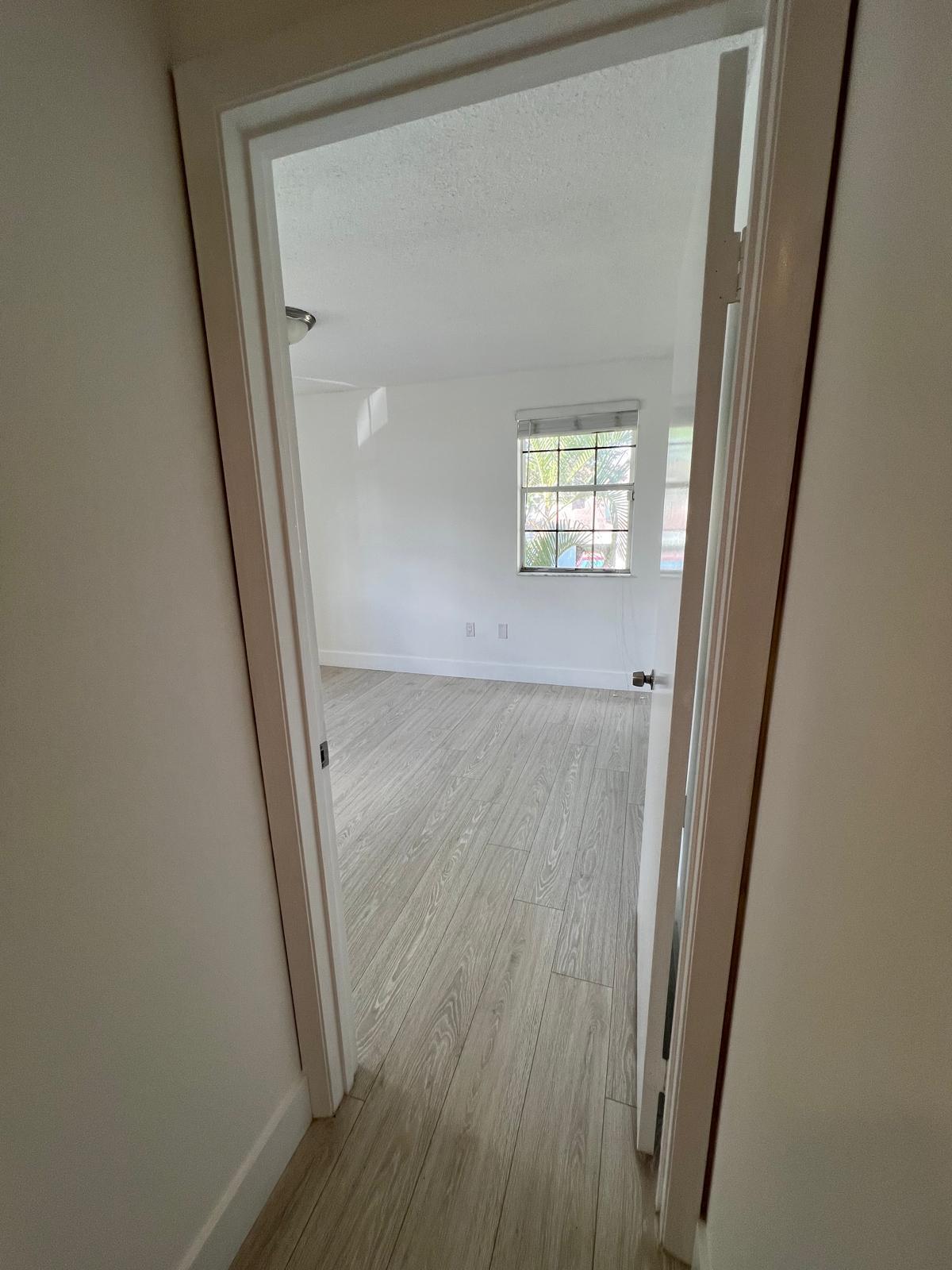 Building Photo - 1060 SW 111th Way