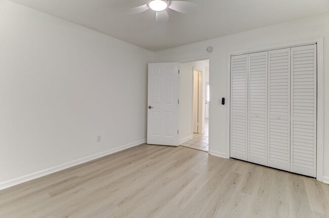 Building Photo - 3811 Doe Clearing Ct