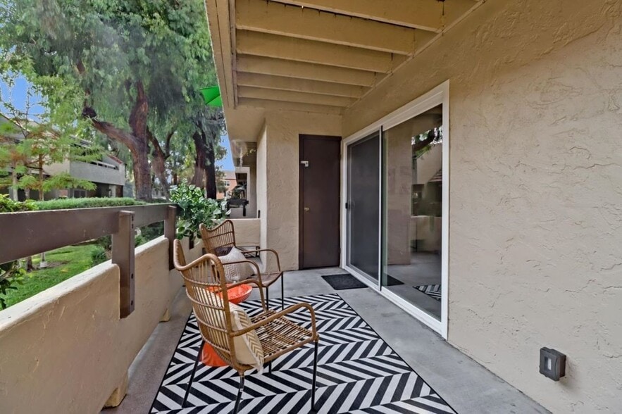 Building Photo - 307 Tradewinds Dr