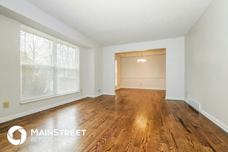 Building Photo - 7916 Bradshaw St