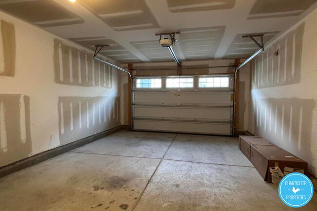 Building Photo - 1437 Salem Creek Dr