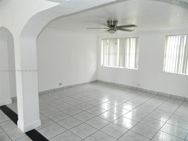 Building Photo - 1270 SW 29th Terrace
