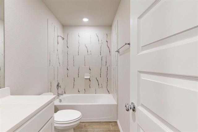 Building Photo - 1704 Gulin St