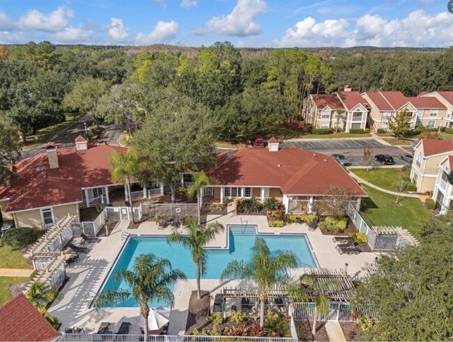 Building Photo - 9481 Highland Oak Dr