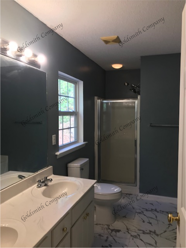 Building Photo - "Spacious 4-Bed Gem in Mauldin with Granite Kitchen & Cozy Fireplace!"