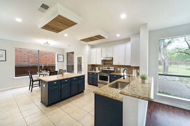 Building Photo - 2813 Ariel Cove