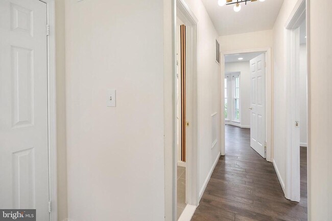 Building Photo - 13417 Silver Moon Way