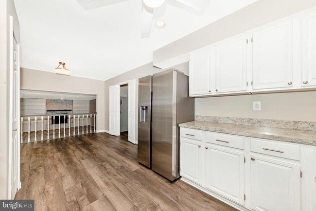 Building Photo - 6257 Light Point Pl