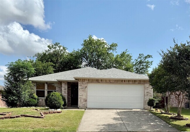 Building Photo - 1620 Flagstone Ln