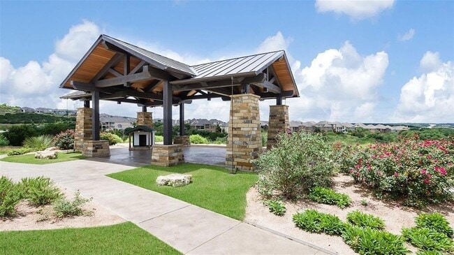 Building Photo - 6313 Empresa Dr