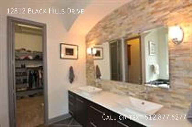 Building Photo - 12812 Black Hills Dr