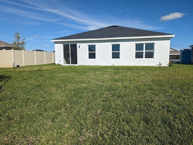 Building Photo - 10644 SW Vasari Way