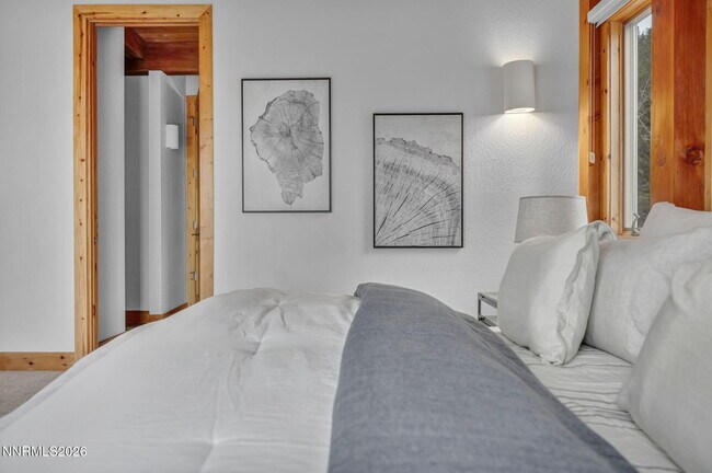 Building Photo - 54 Bennington Ct