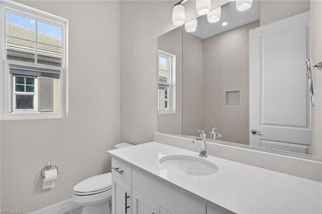 Building Photo - 286 Indies Dr E