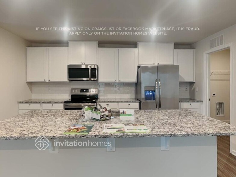 Building Photo - 5140 Spring Breeze Blvd